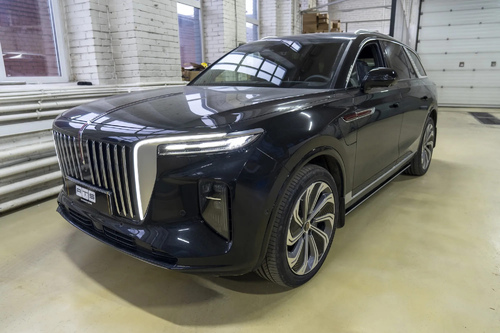 Hongqi E-HS9