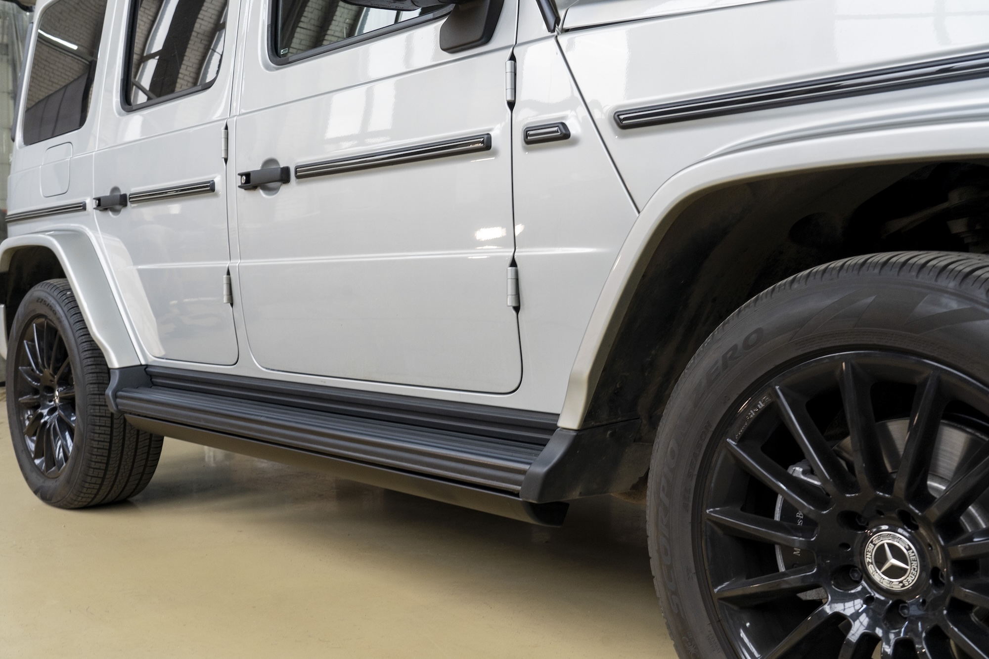Mercedes-Benz G-class long version