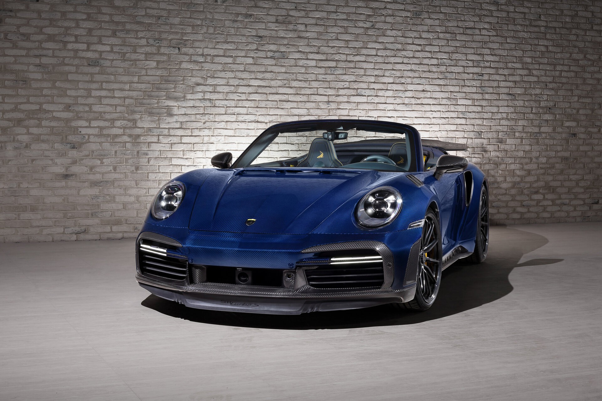992 Cabriolet Stinger GTR Carbon Edition - gallery 5