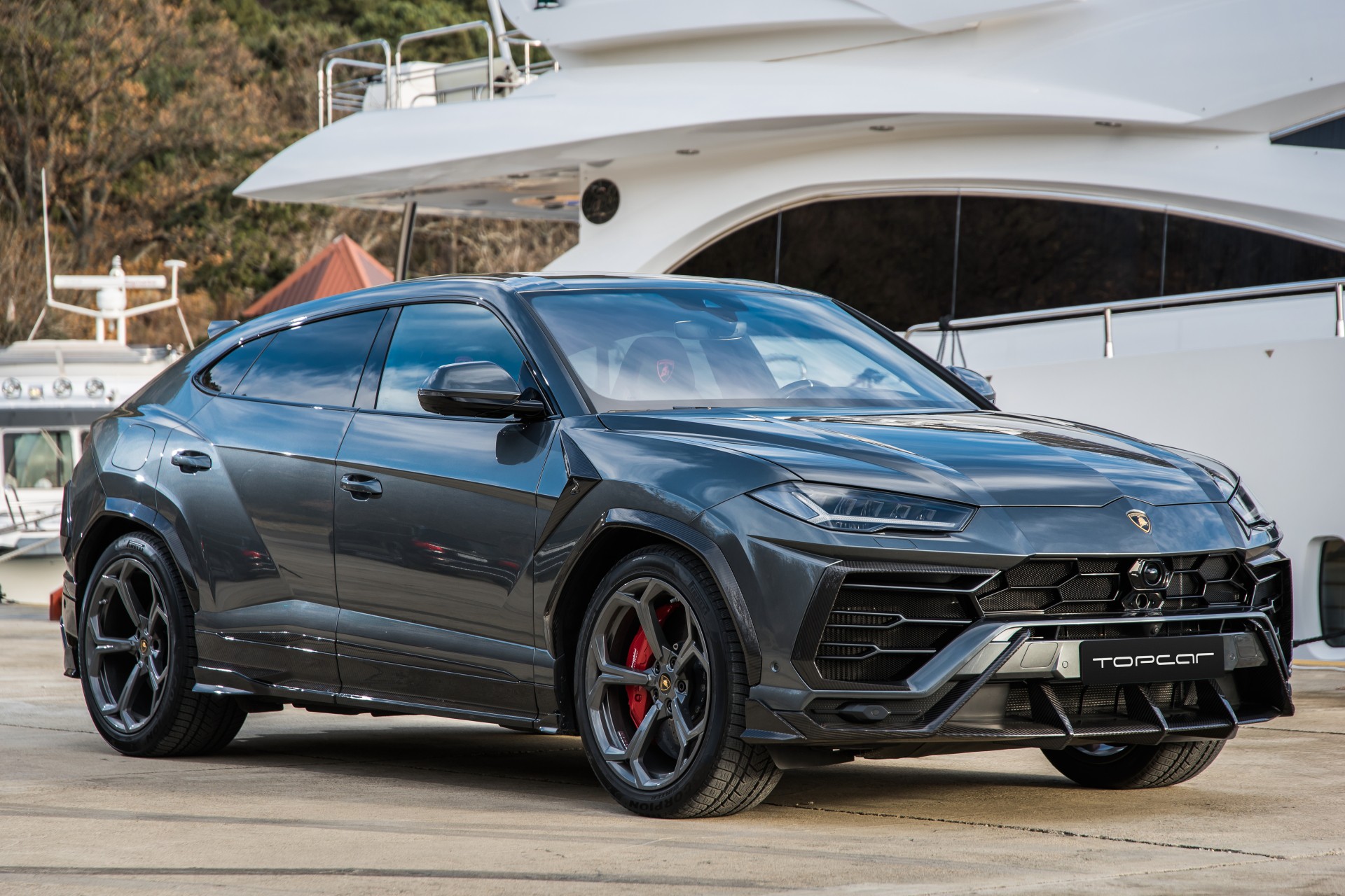 URUS - gallery 40