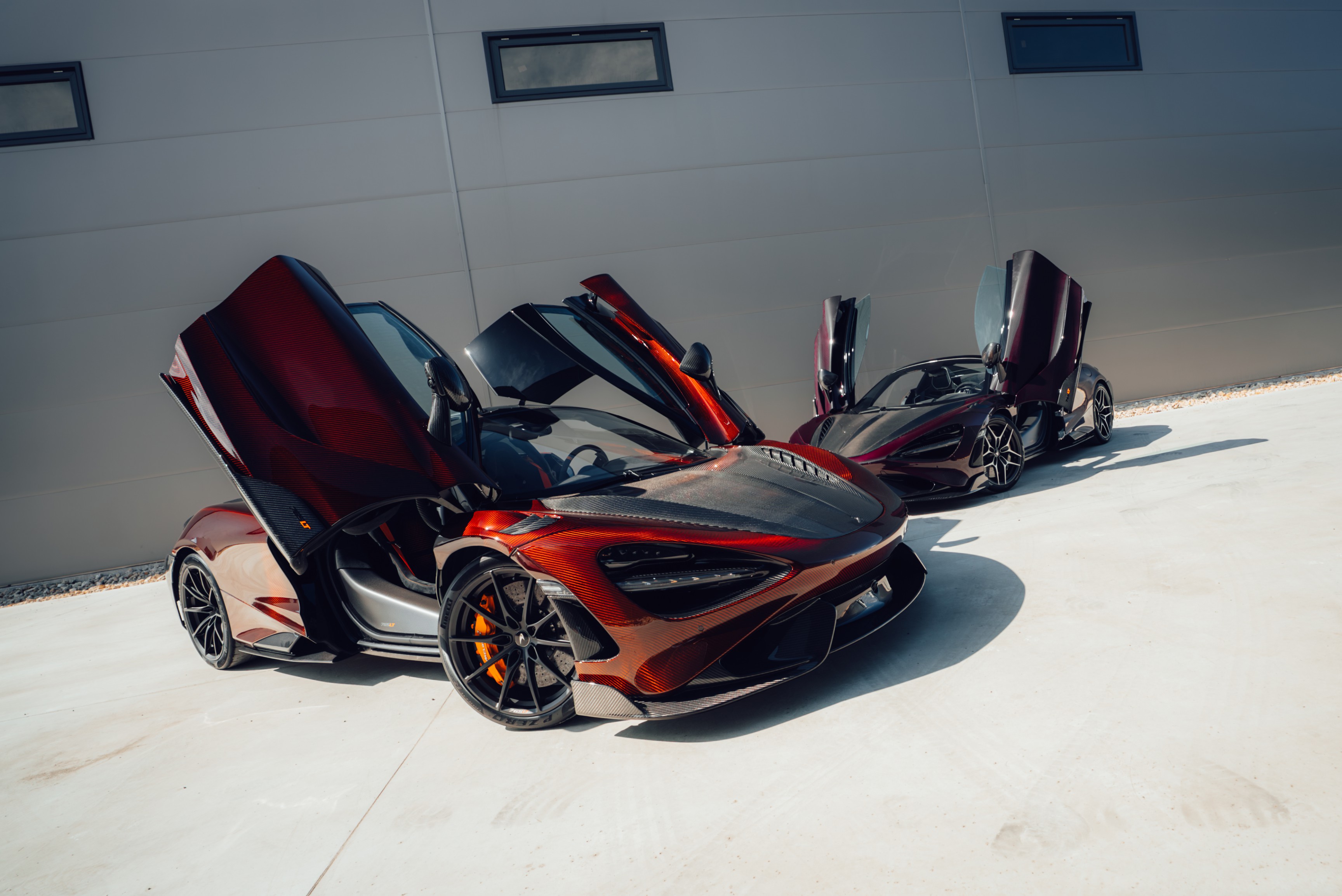 765 LT Coupe Carbon Edition - gallery 1
