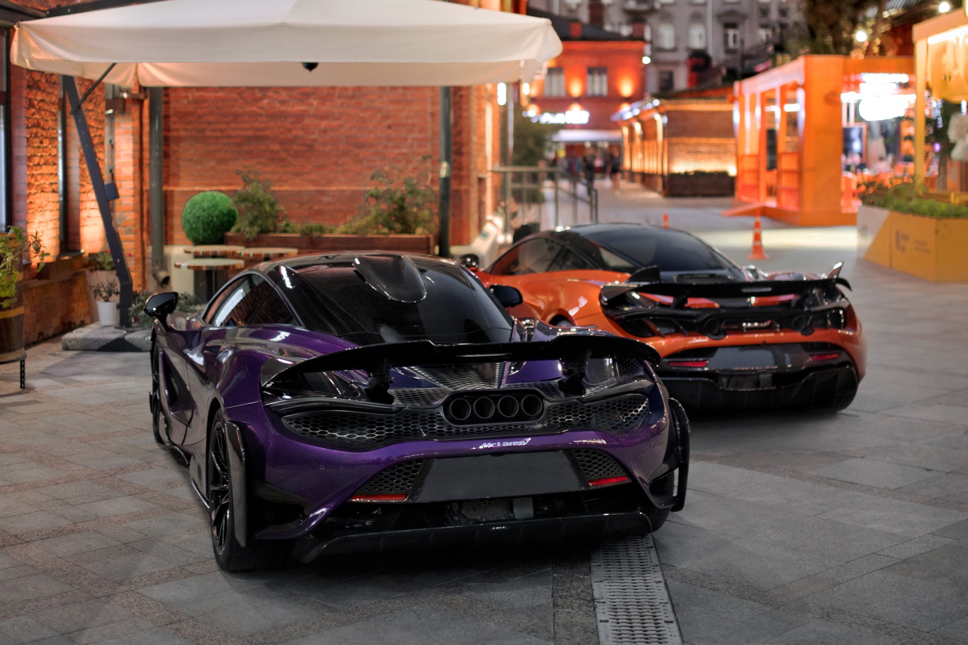 765 LT Coupe Carbon Edition - gallery 2
