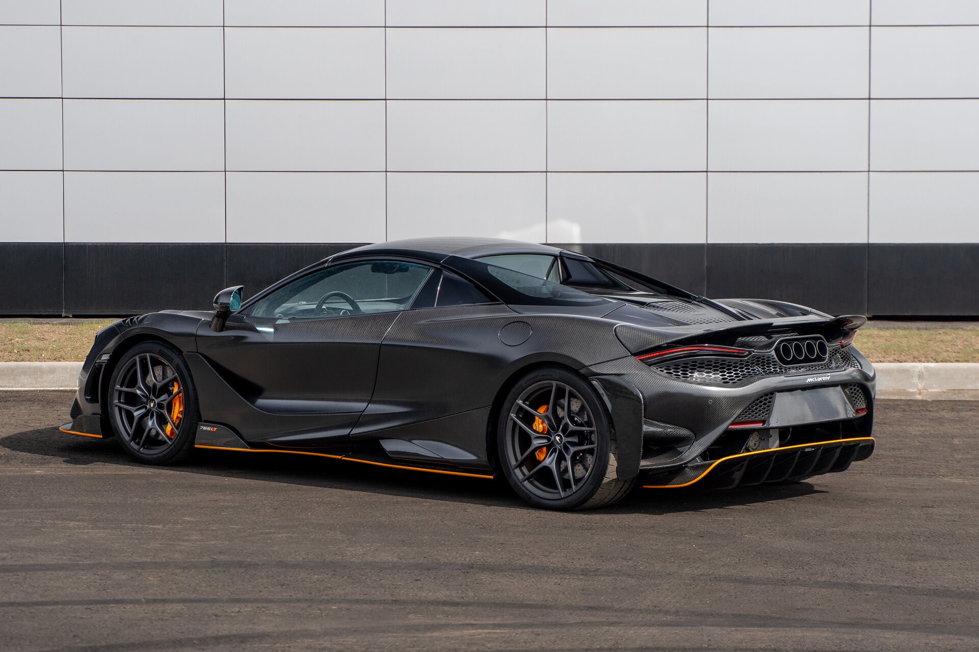 765 LT Spider Carbon Edition - gallery 1