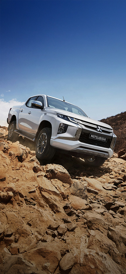 MITSUBISHI L200 Triton