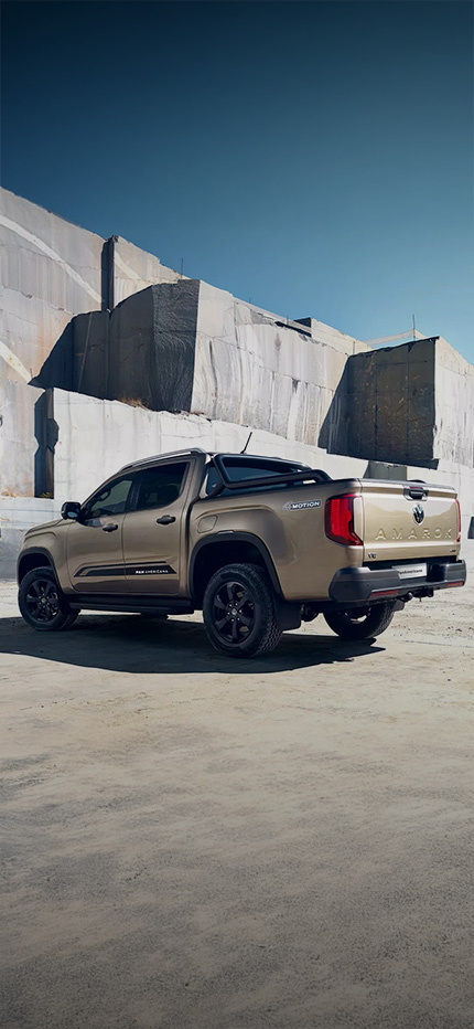 VOLKSWAGEN Amarok