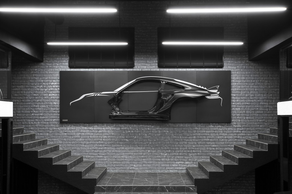 Porsche 992 Stinger GTR Carbon Edition WALL ARTWORK made of carbon and titanium